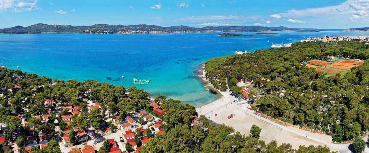 Mobile Home La Vida Biograd Na Moru Eksteriør billede