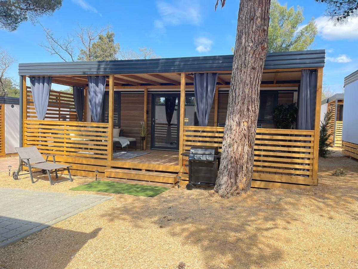 Mobile Home La Vida Biograd Na Moru Eksteriør billede