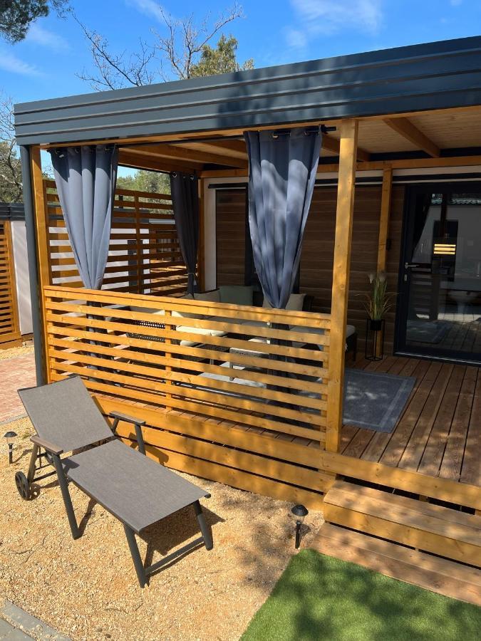 Mobile Home La Vida Biograd Na Moru Eksteriør billede