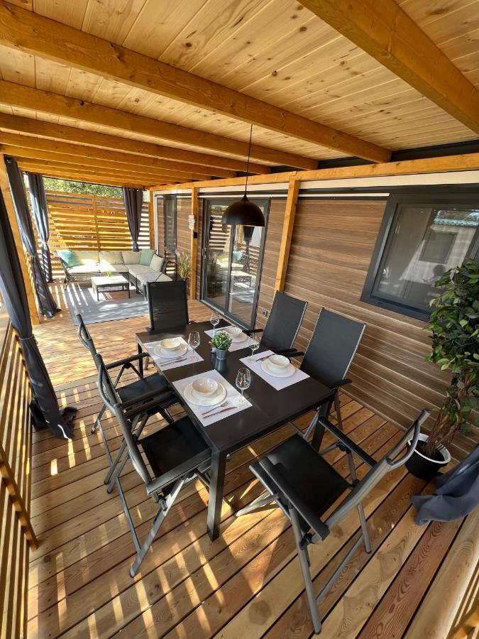 Mobile Home La Vida Biograd Na Moru Eksteriør billede