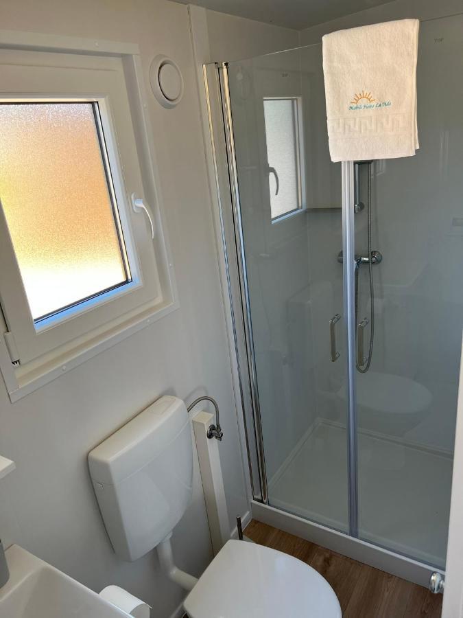 Mobile Home La Vida Biograd Na Moru Eksteriør billede