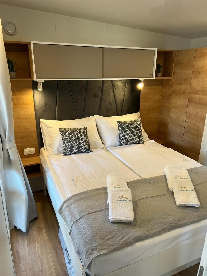 Mobile Home La Vida Biograd Na Moru Eksteriør billede