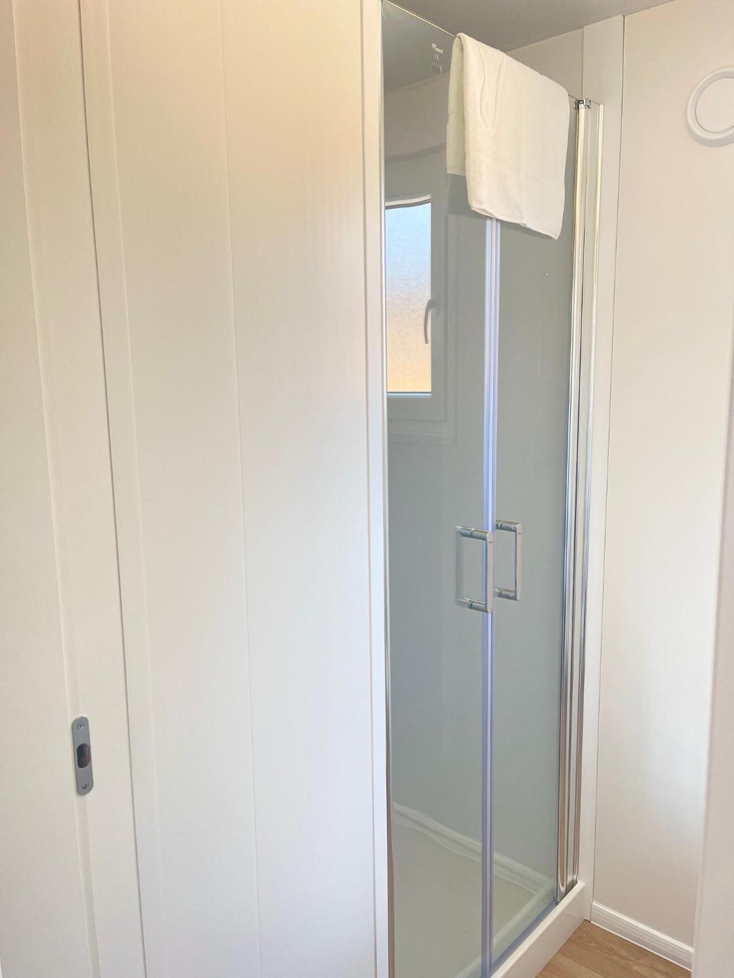 Mobile Home La Vida Biograd Na Moru Eksteriør billede