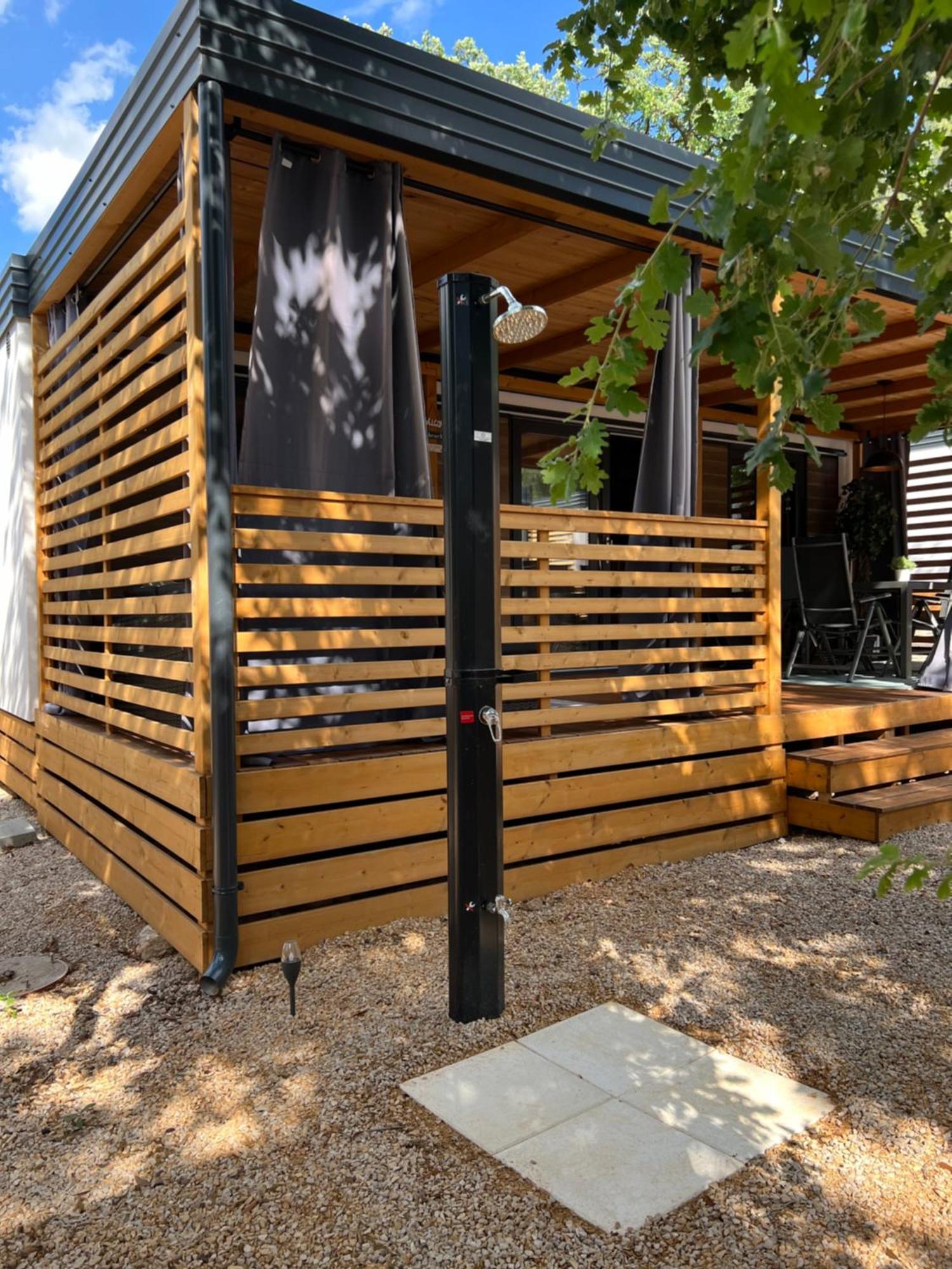 Mobile Home La Vida Biograd Na Moru Eksteriør billede